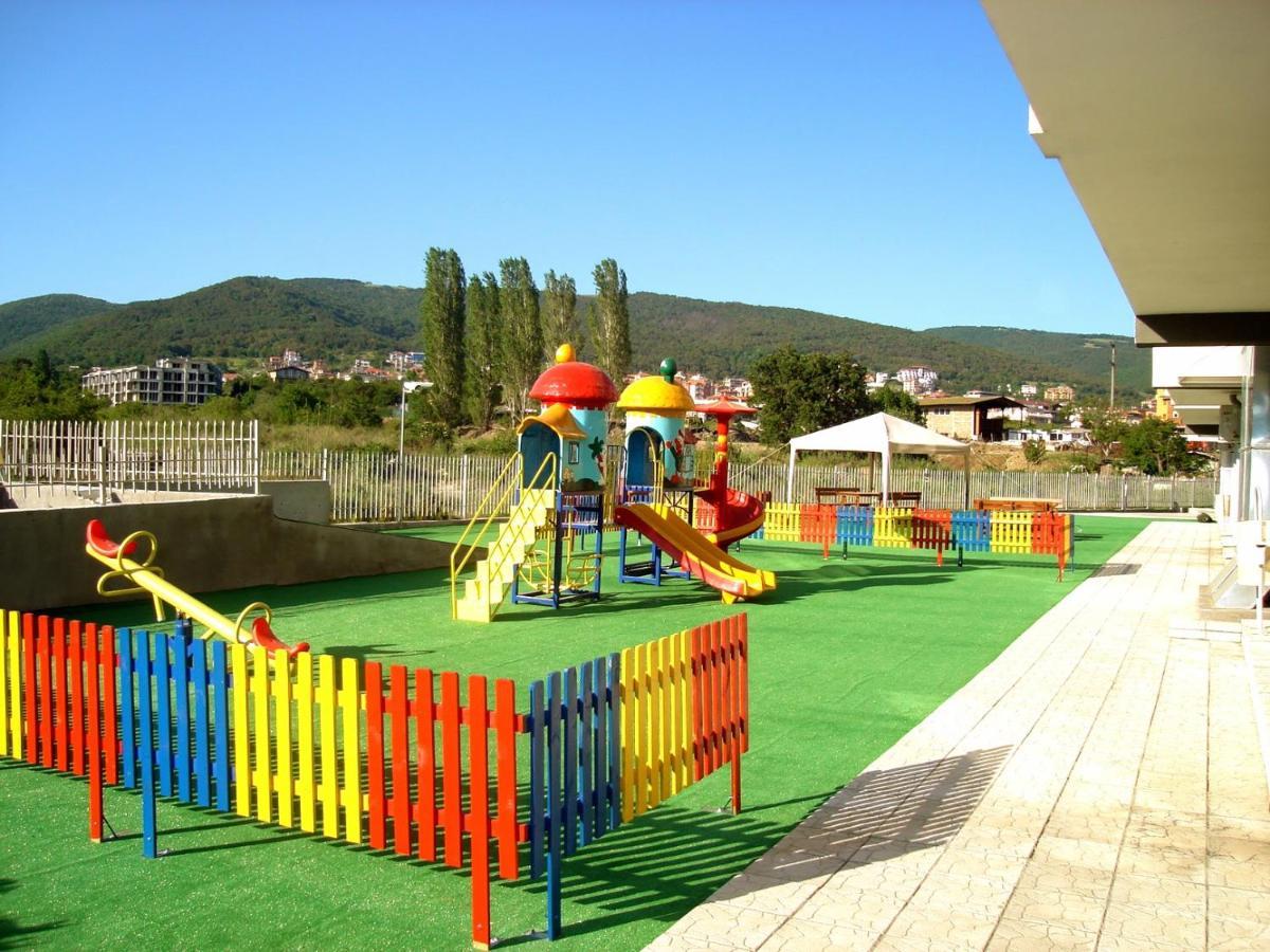 Green Dream 3 Rooms Apartment Butterfly Sunny Beach Dış mekan fotoğraf